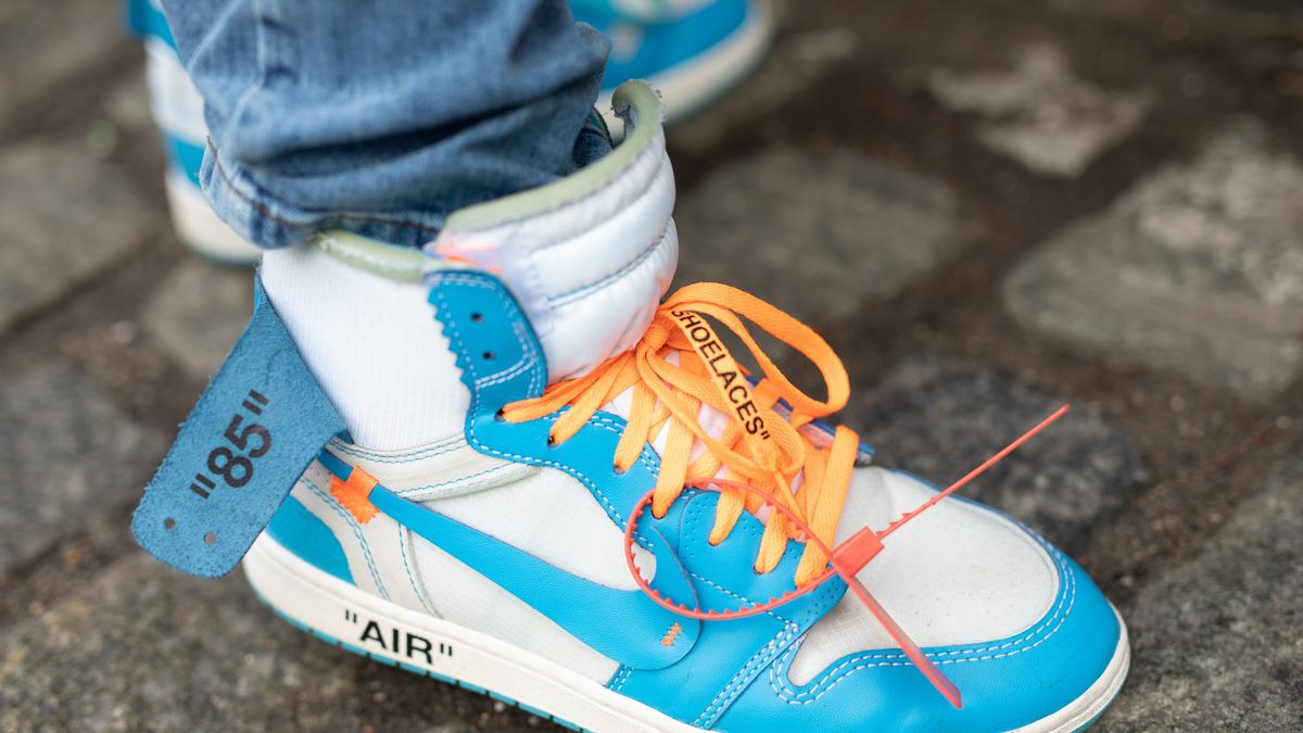 Jordan por off white top precio