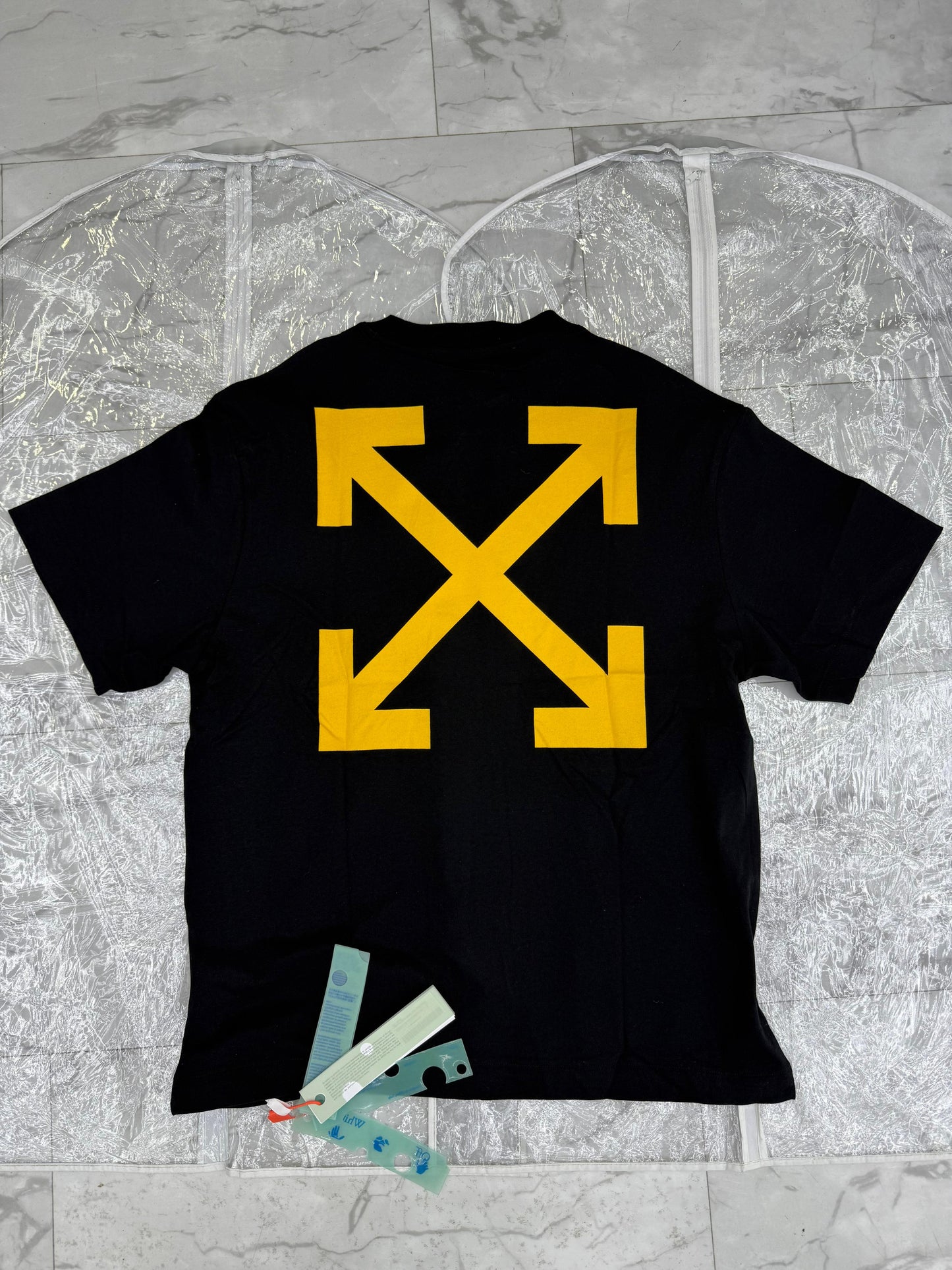 OFF-WHITE Caravaggio Mercy Black Yellow Tee
