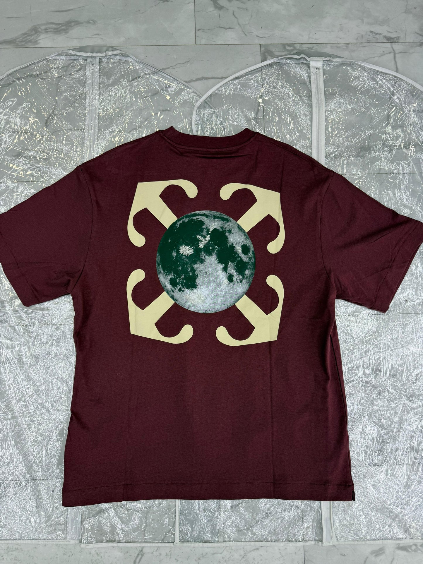 OFF-WHITE Moon Wine Tee