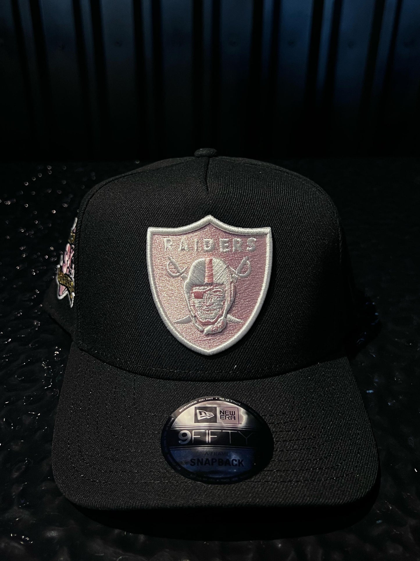 GORRA NEW ERA RAIDERS 3xCHAMPION BLACK PINK SNAPBACK
