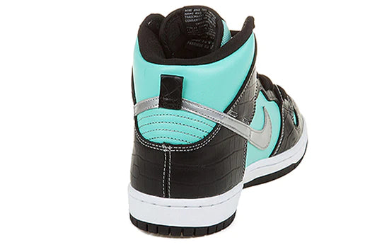 SB Dunk High Diamond Supply Co.