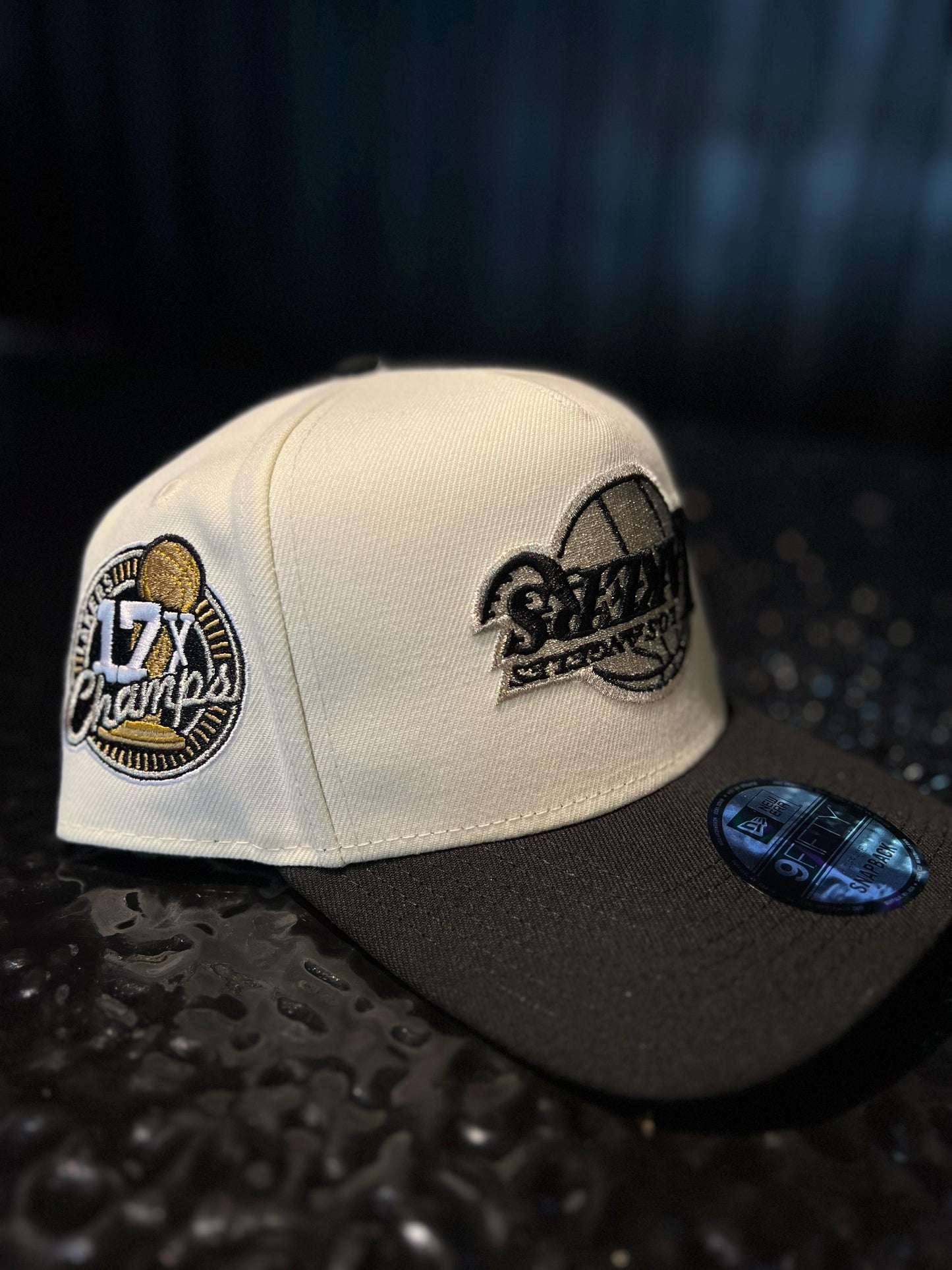 GORRA NEW ERA LAKERS INVERSE BEIGE SNAPBACK