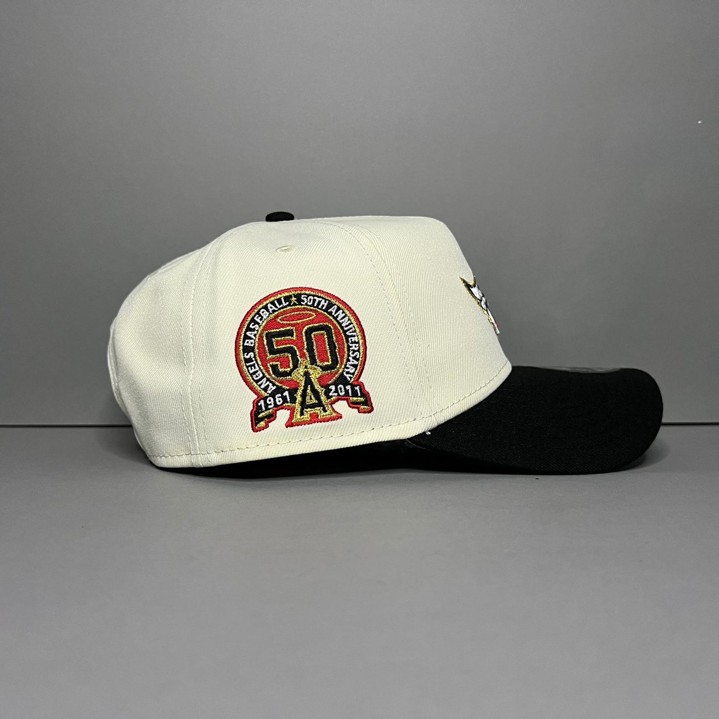 GORRA NEW ERA ANGELS 50TH ANIVERSARY BEIGE BLACK