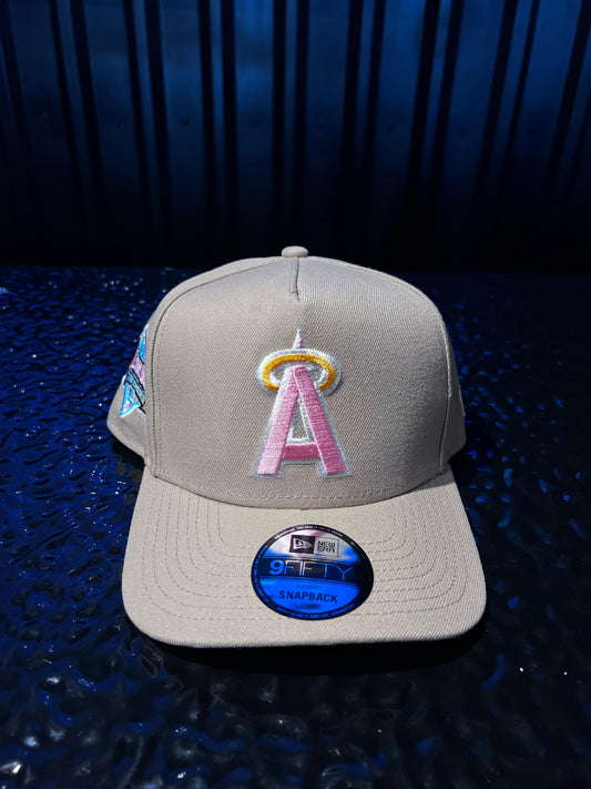GORRA NEW ERA ANGELS STAR GAME BEIGE PINK SNAPBACK