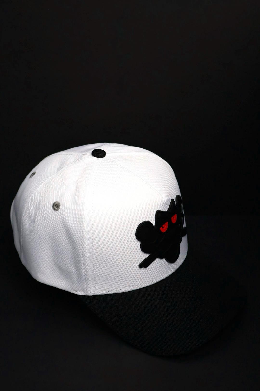GORRA CAPCULTURE BLACKPANTHER WHITE