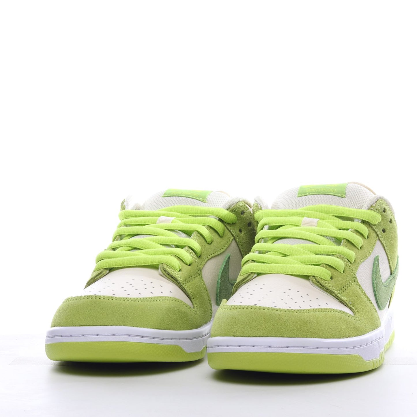 SB Dunk Low Green Apple