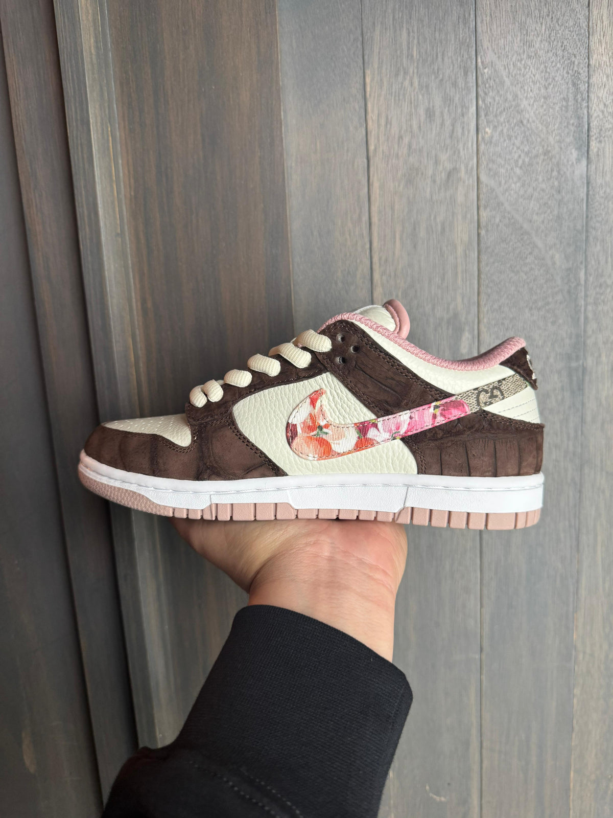 SRGN Dunk Low SB Brown GG Floral