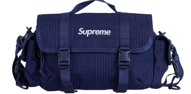 Blue Supreme Duffle Bag Supreme Big Duffle Bag (SS20) Blue