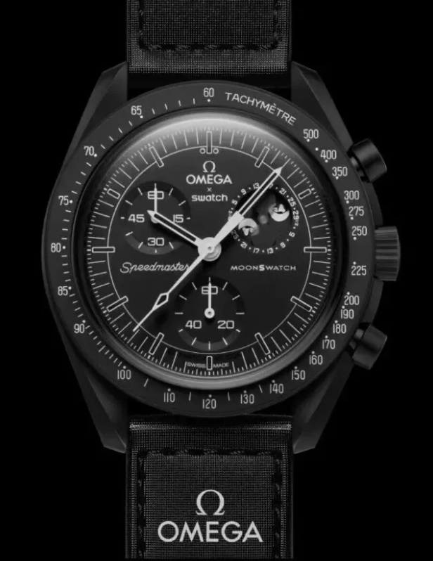 Swatch x Omega Bioceramic Moonswatch Mission To Moonphase Snoopy Black