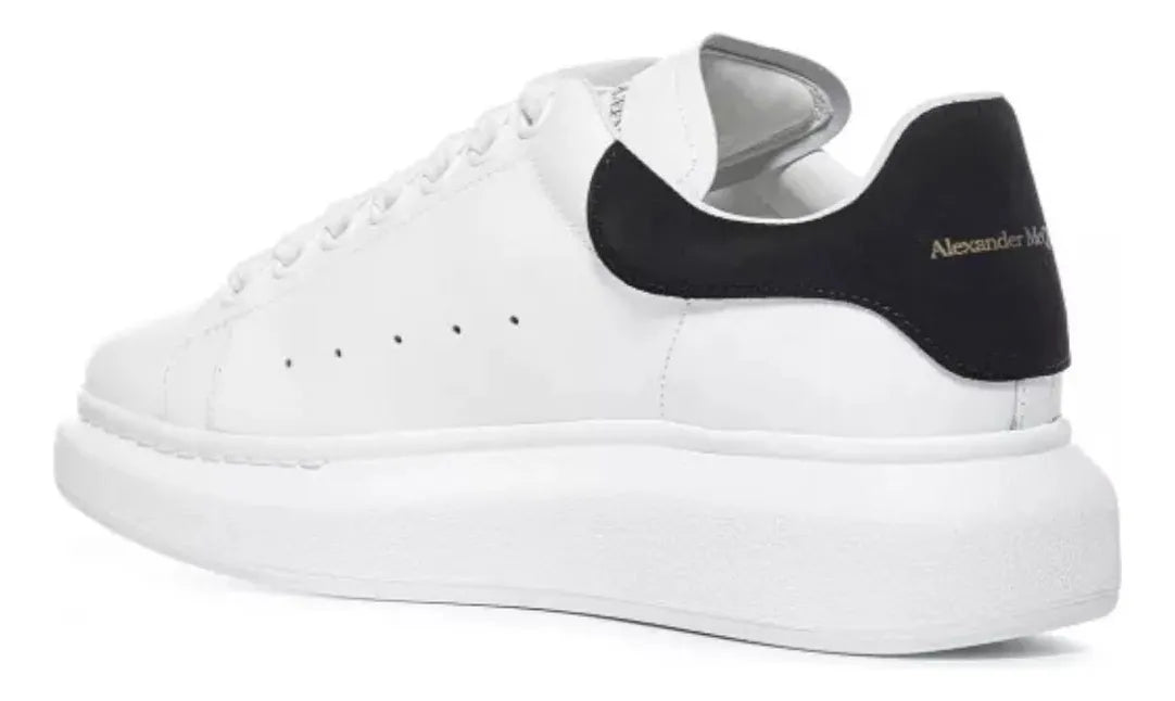 Tenis Alexander Mcqueen Oversized Talón Negro Clásico