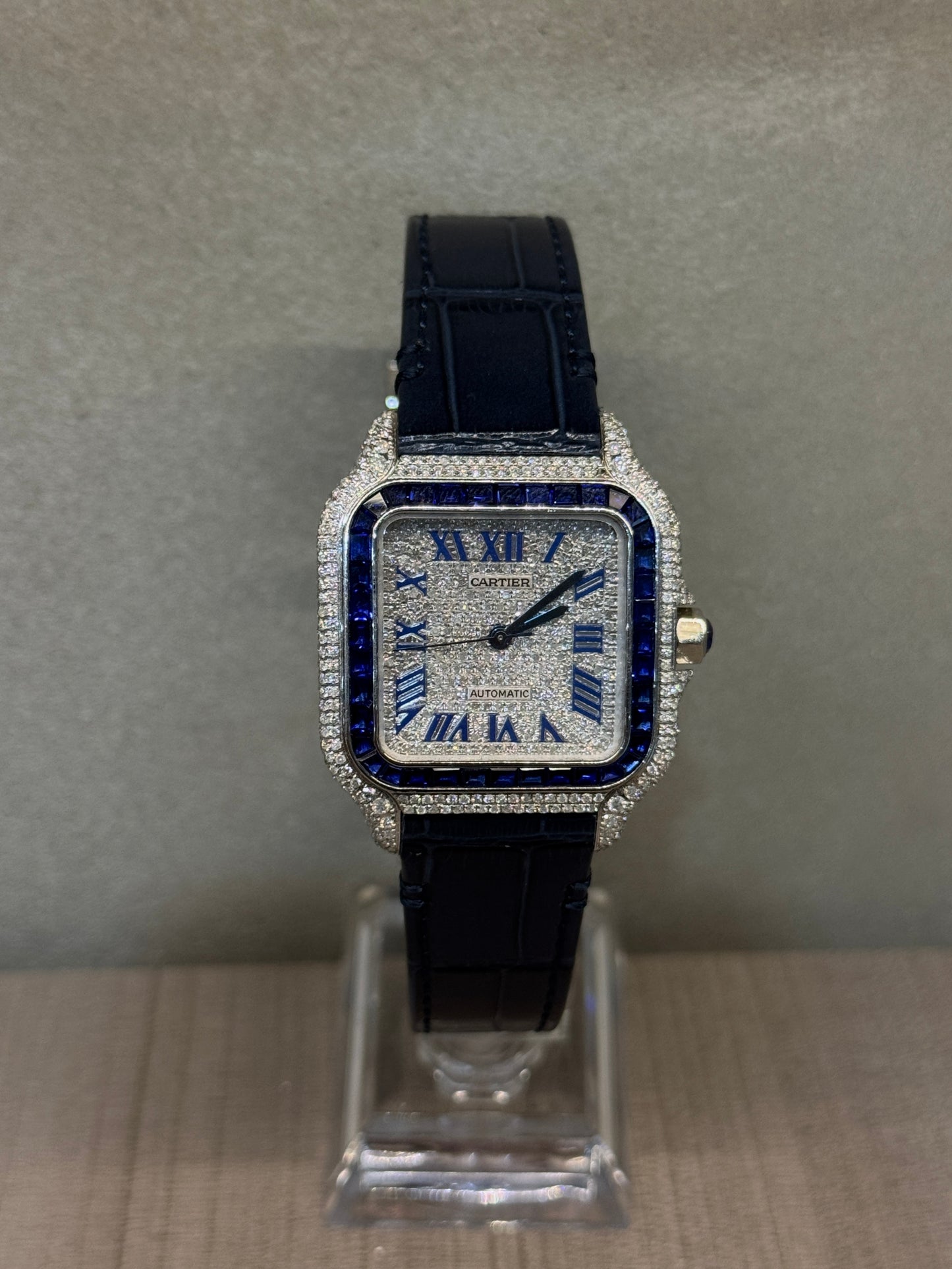 Cartier Santos Diamond Bezel Nuevo Talla M 2026 con caja y papeles