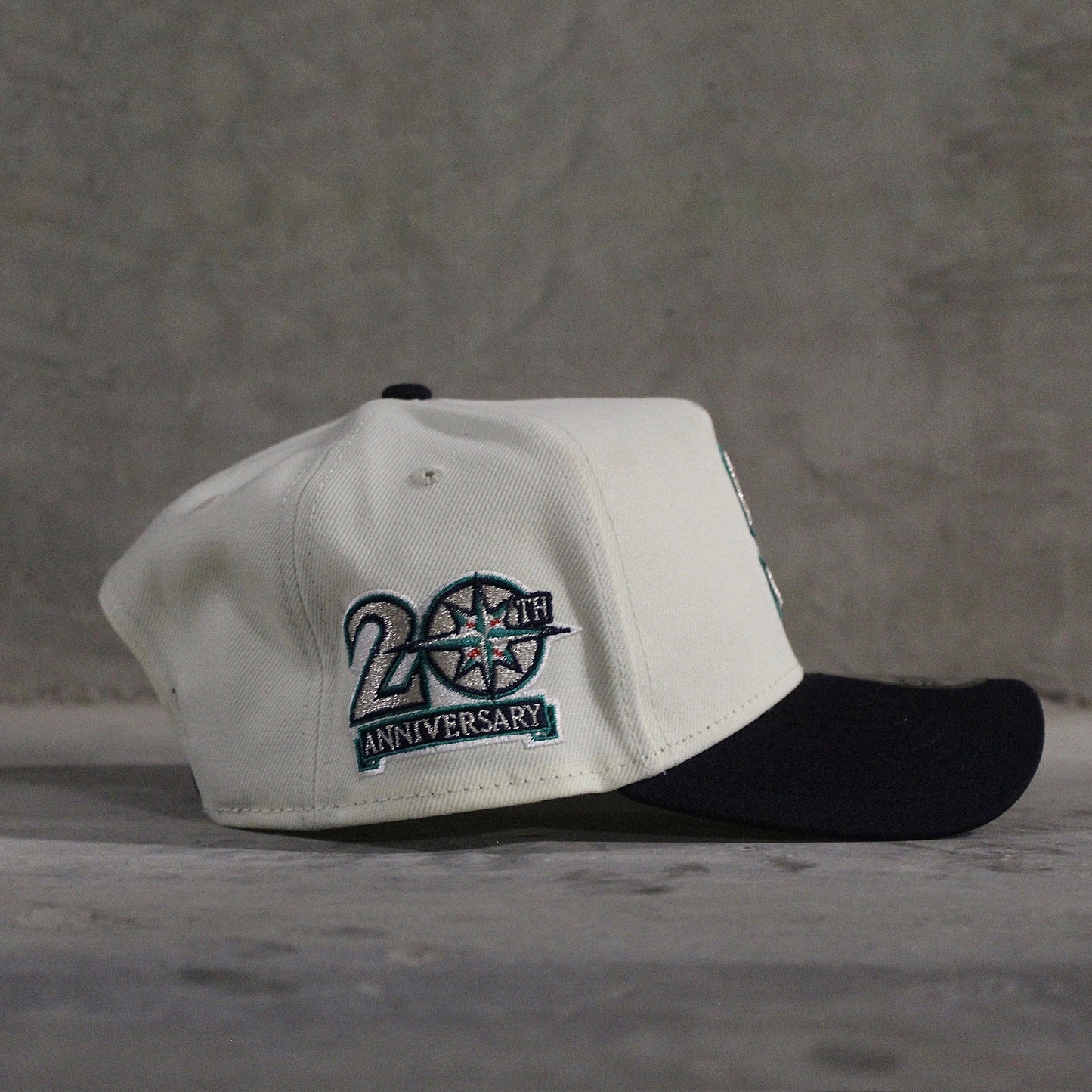 GORRA NEW ERA SEATTLE MARINERS BEIGE GREY ADJUSTABLE