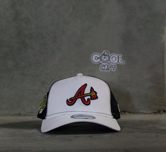 GORRA NEW ERA ATLANTA WHITE BLACK ADJUSTABLE