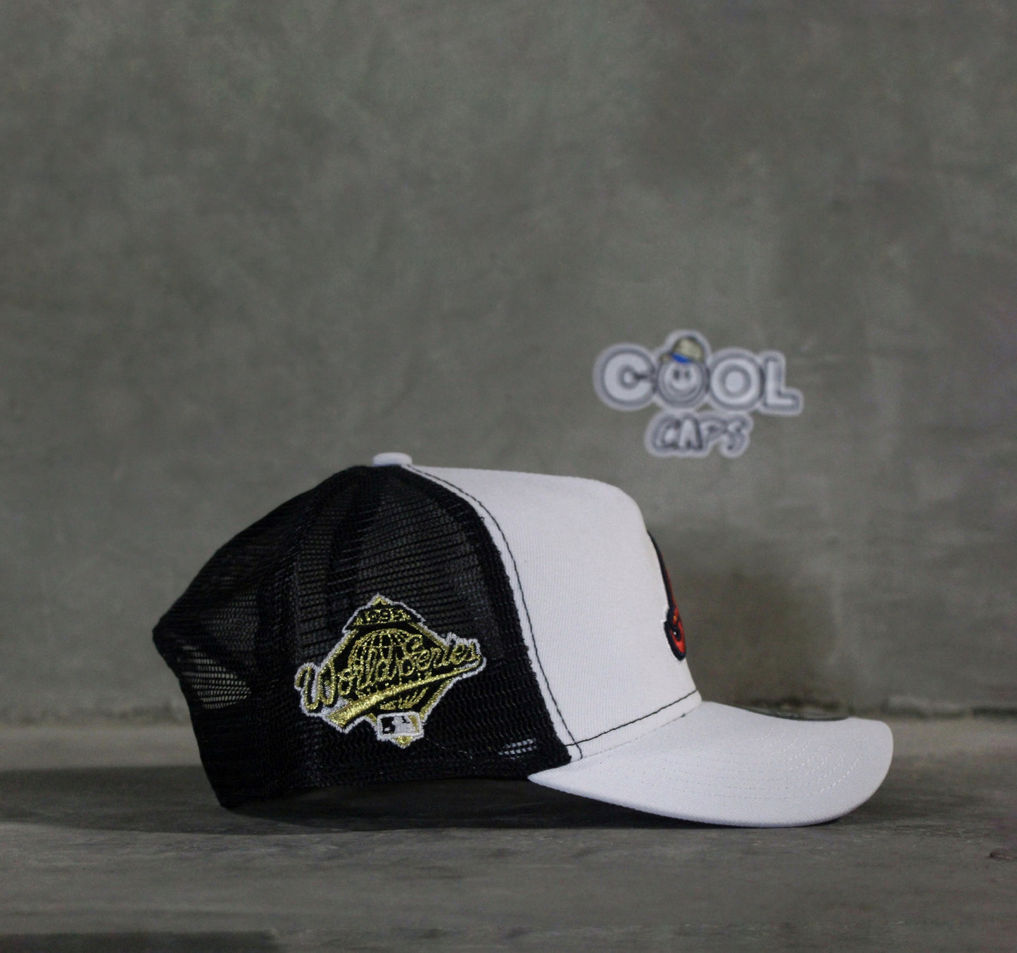 GORRA NEW ERA ATLANTA WHITE BLACK ADJUSTABLE
