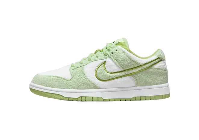 Dunk Low SE Fleece Pack Honeydew (W)