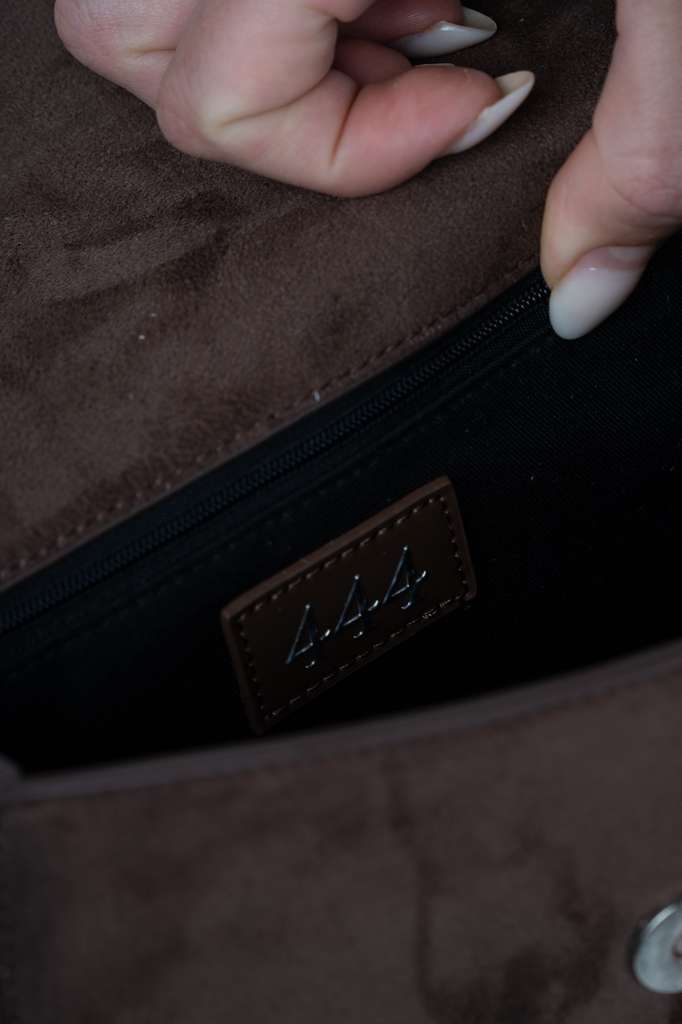 BARBAS HATS BOLSA 004 by 444