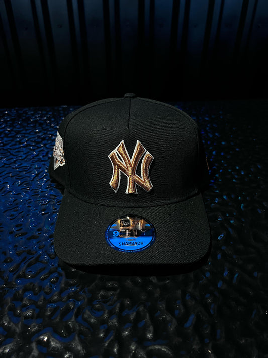 GORRA NEW ERA YANKEES WORLD SERIES BRONZE BLACK SNAPBACK