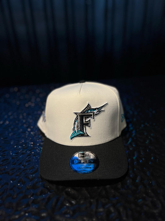 GORRA NEW ERA FLORIDA 10TH MARLINS BEIGE SNAPBACK