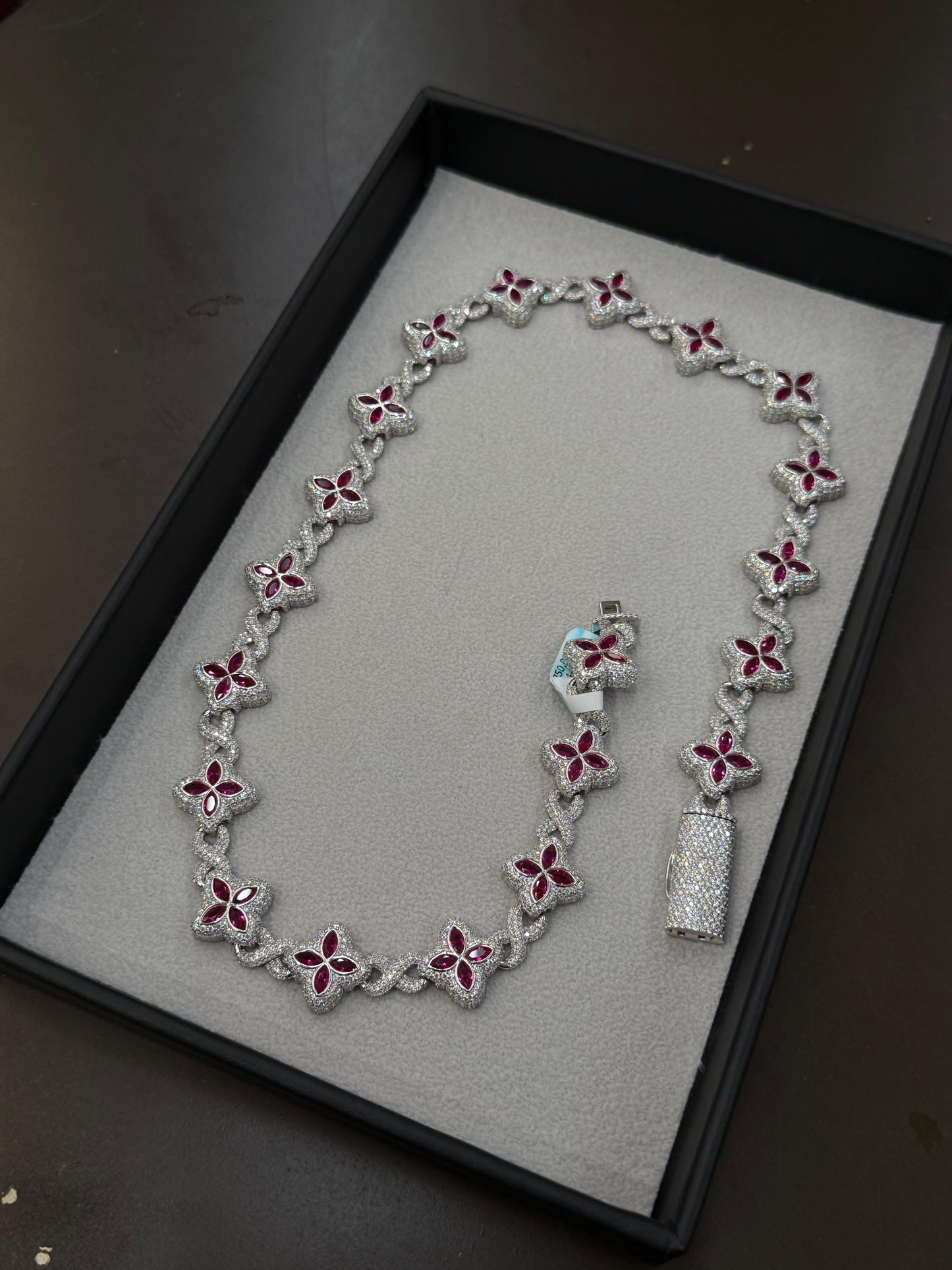 Collar Trebol Plata Moisanita