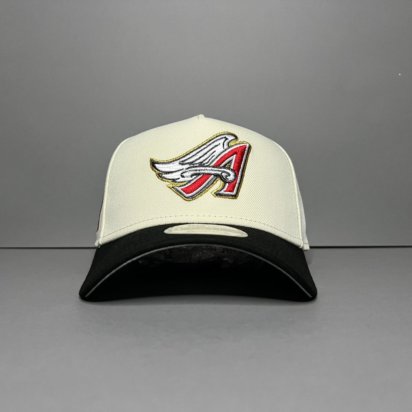 GORRA NEW ERA ANGELS 50TH ANIVERSARY BEIGE BLACK