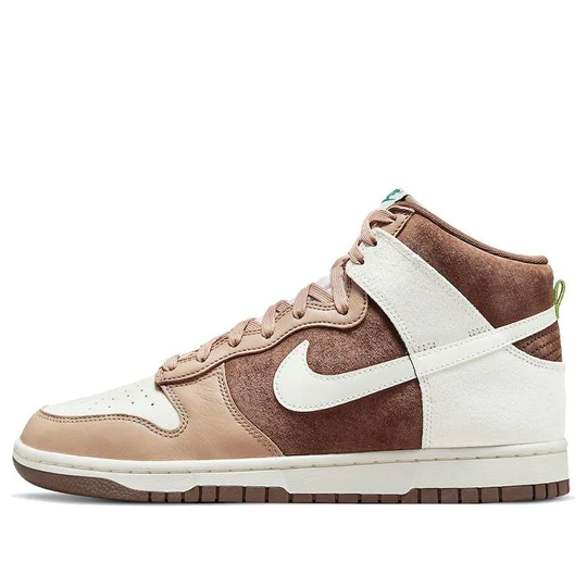 Dunk High Light Chocolate