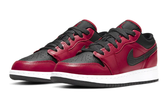 Air Jordan 1 Low Reverse Bred Pebbled Swoosh