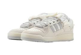 Forum Buckle Low Bad Bunny White