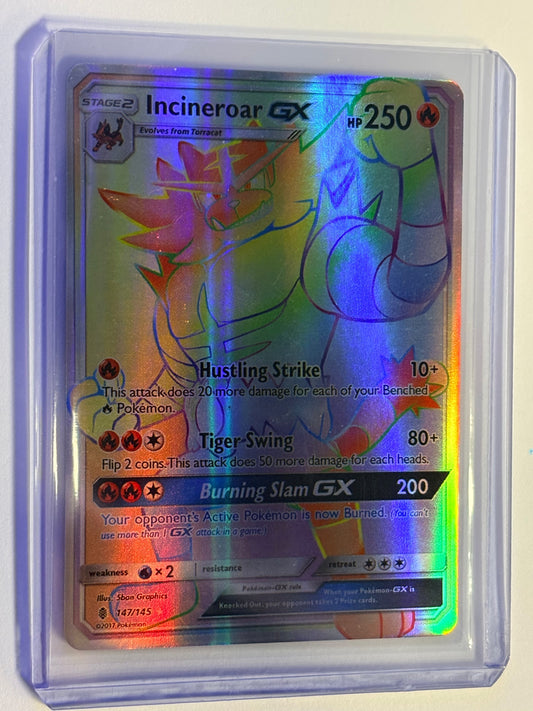 CARTA POKEMON Incineroar GX 147/145 – Rainbow