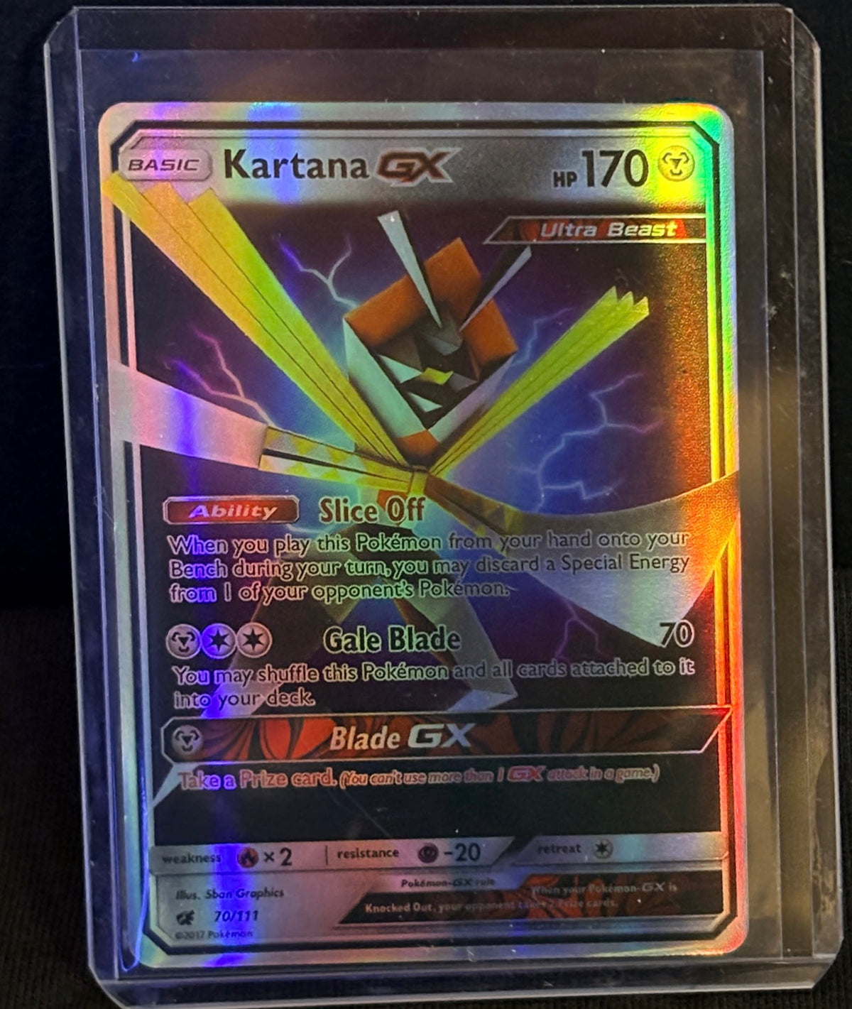 CARTA POKEMON Kartana GX 70/111