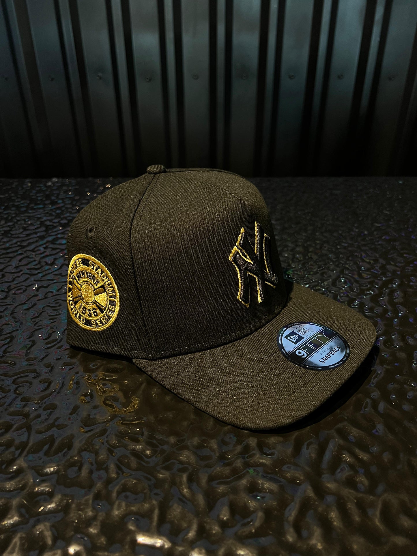 GORRA NEW ERA YANKEES GOLD 1936 BLACK SNAPBACK