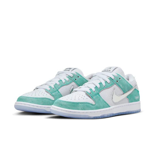 SB Dunk Low April Skateboards