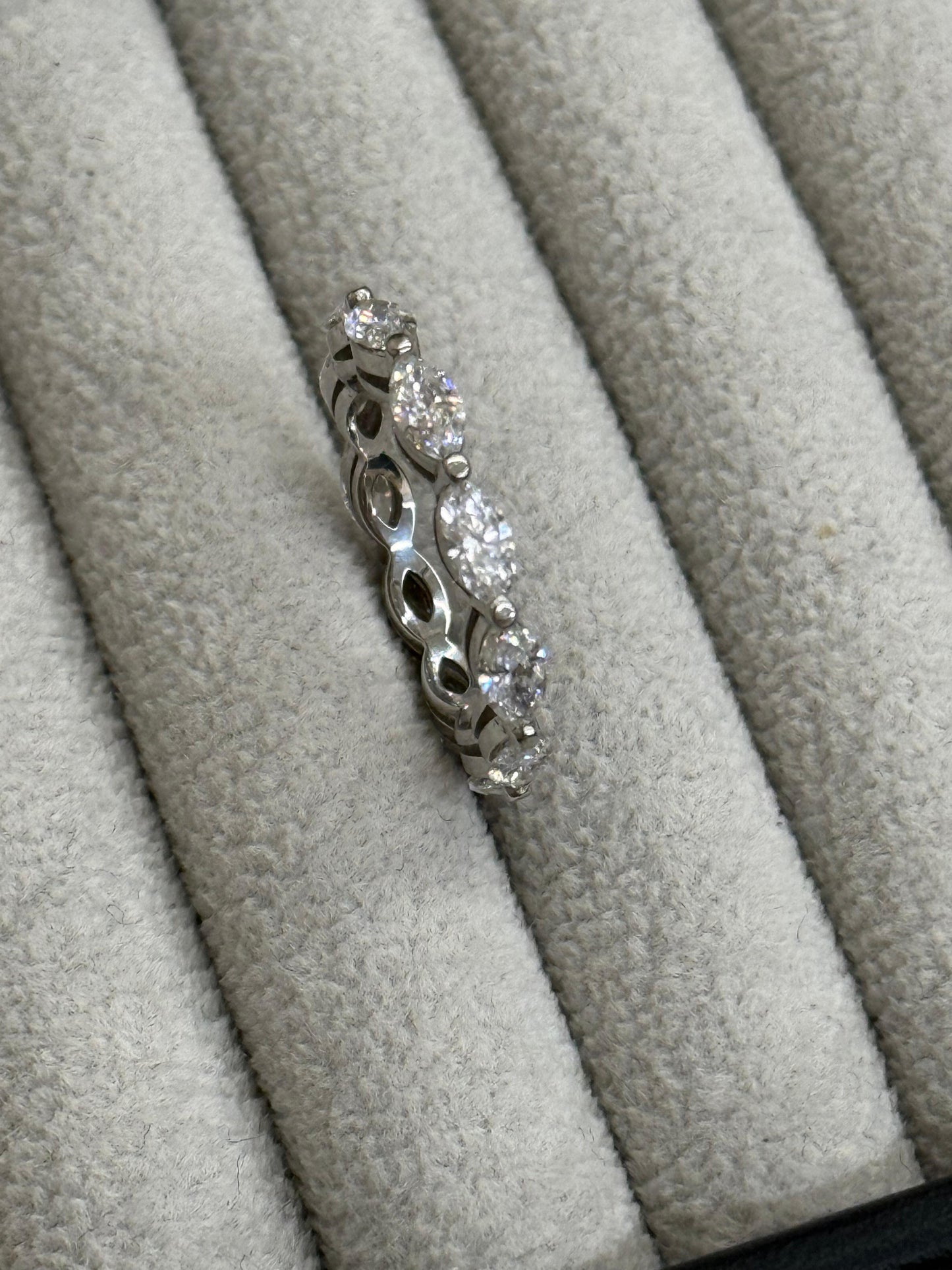 Churumbela de Diamantes oro 14k