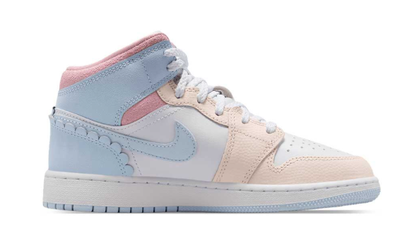Air Jordan 1 mid SE GS Love Is In the Air