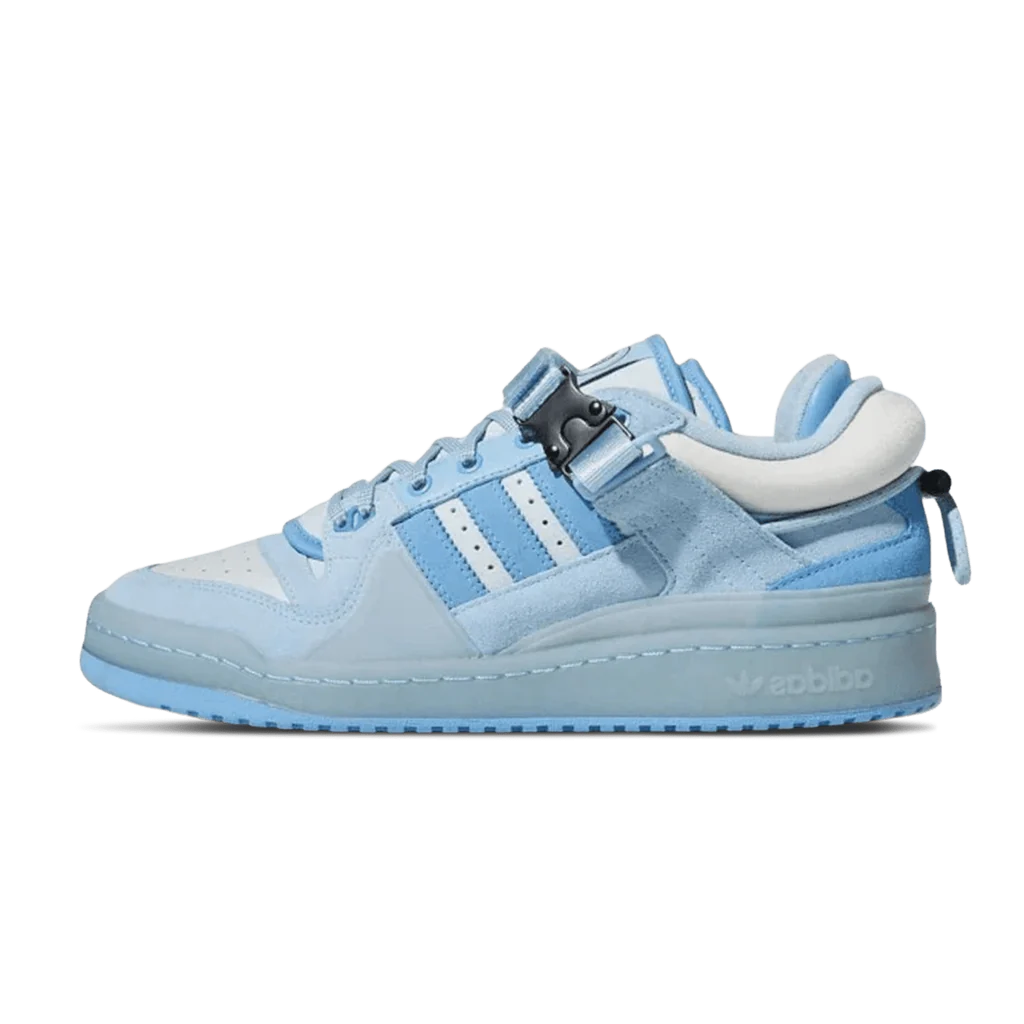 Forum Buckle Low Bad Bunny Blue Tint (GS)