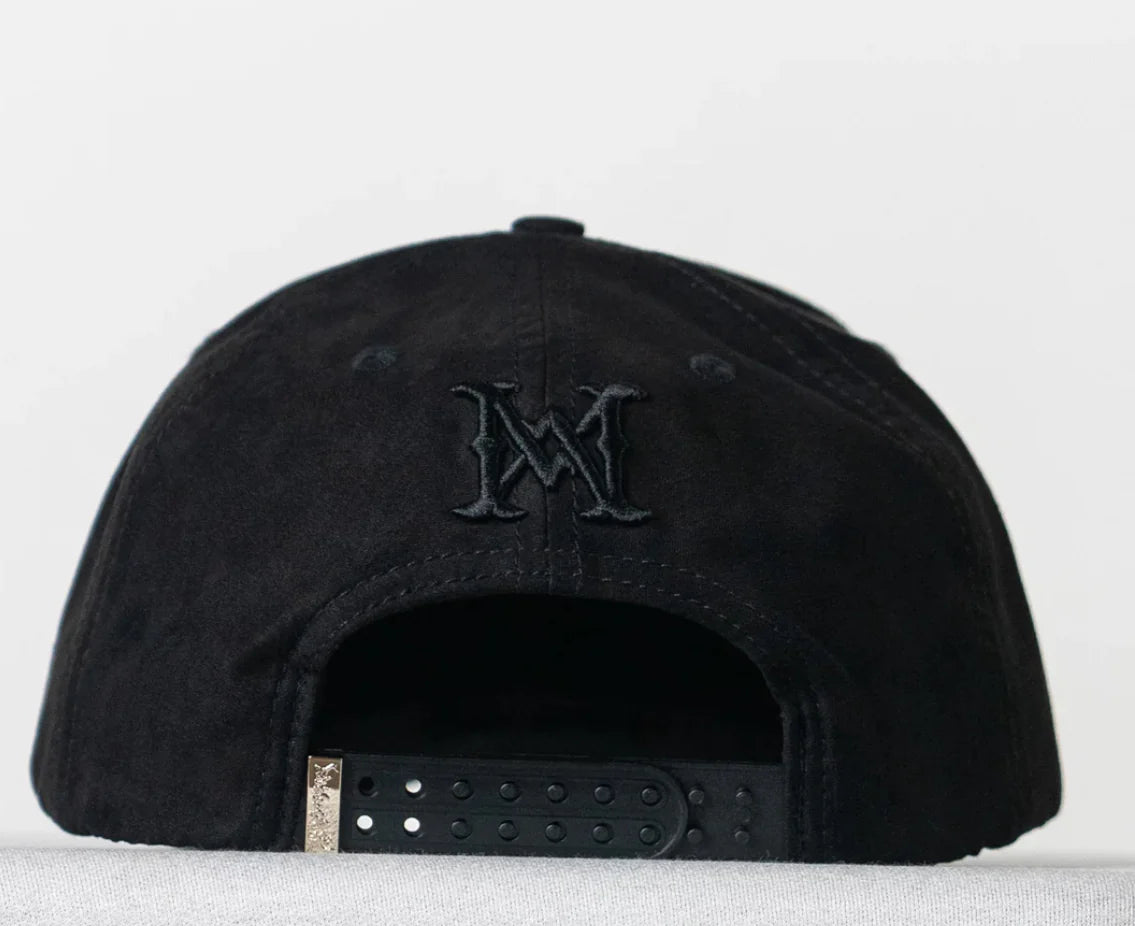 GORRA ANYMORE BLACK IN BLACK CRYSTAL