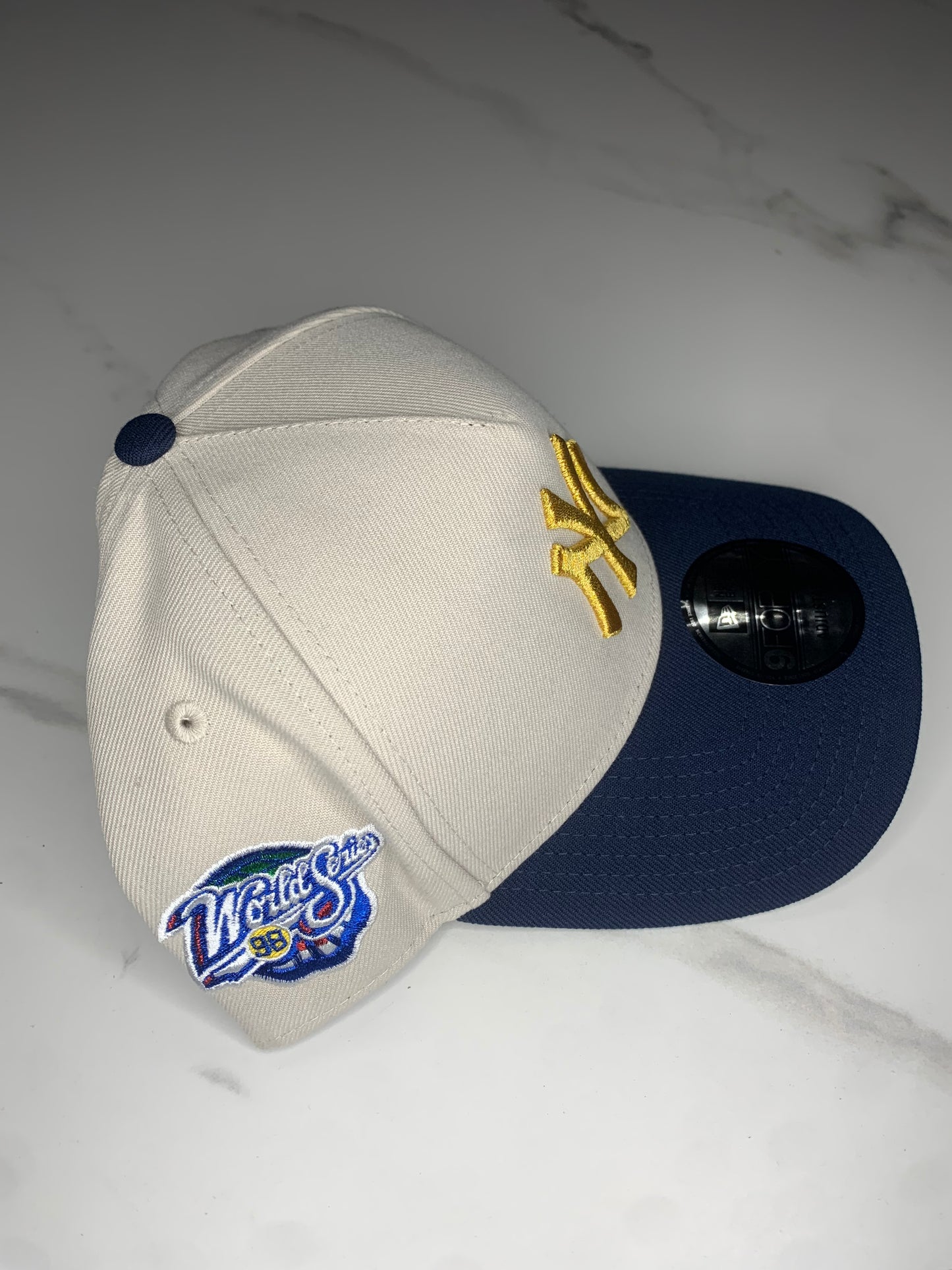 GORRA NEW ERA YANKEES GOLD GREY ADJUSTABLE