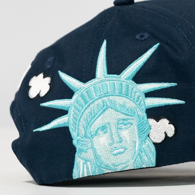 GORRA 31 HATS NEW YORK CLOUD LIBERTY STATUE NAVY