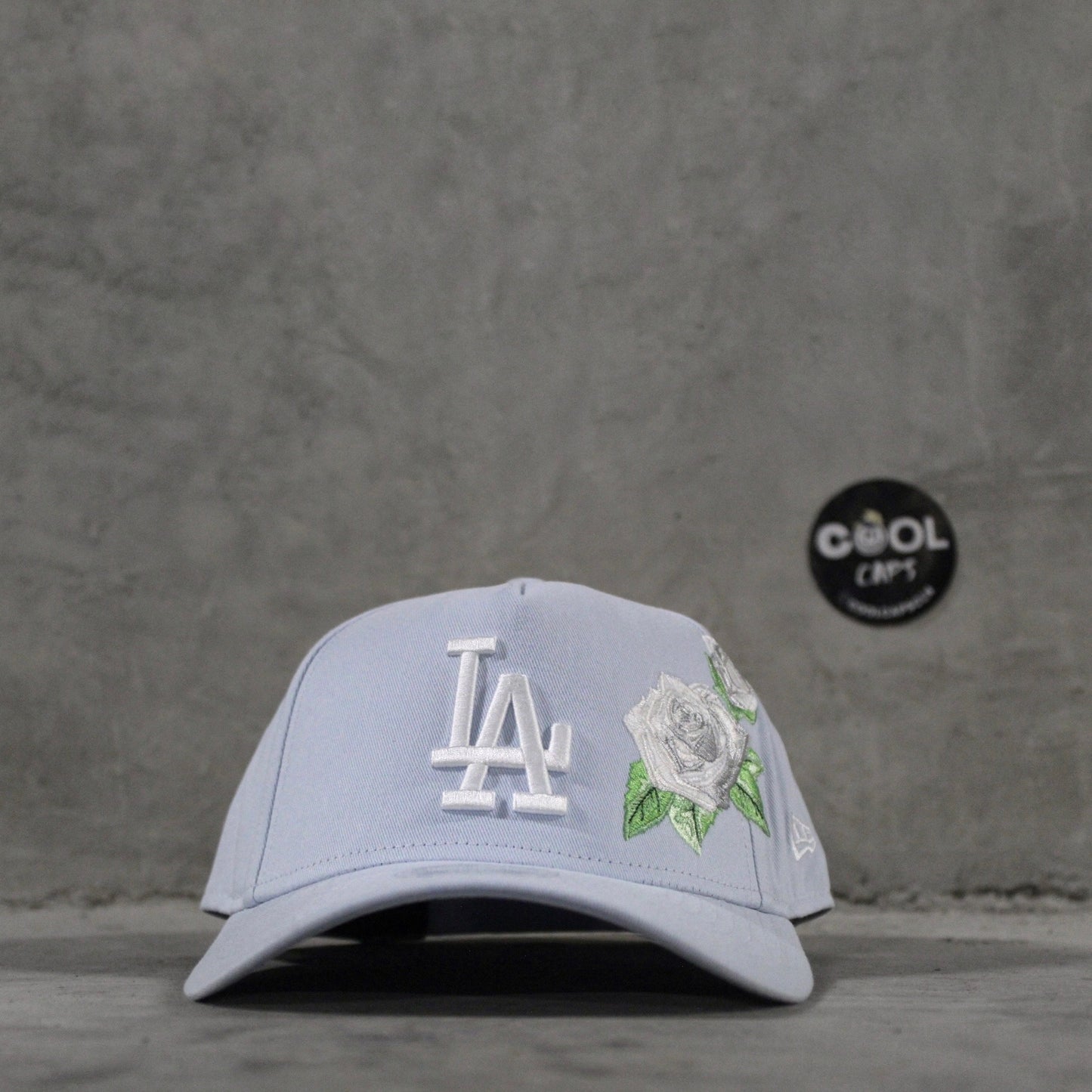 GORRA NEW ERA LOS ANGELES BLUE WHITE FLOWER ADJUSTABLE (WOMENS)