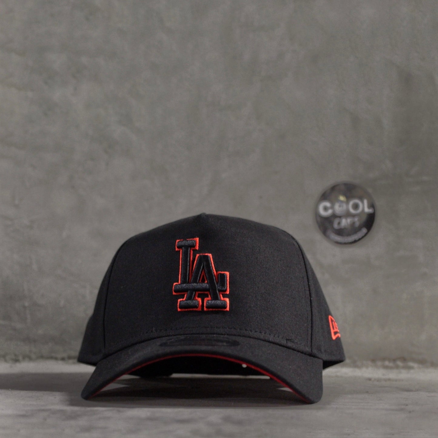 GORRA NEW ERA LOS ANGELES BLACK RED ADJUSTABLE