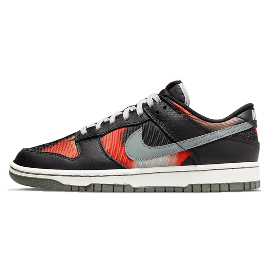 Dunk Low Graffiti Black Red