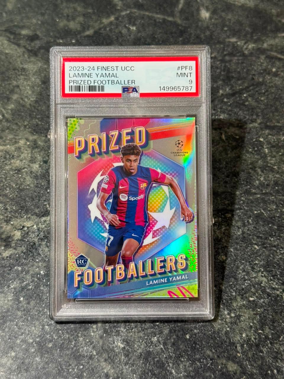 Lamine Yamal 2023 Topps Finest UEFA Rookie Card