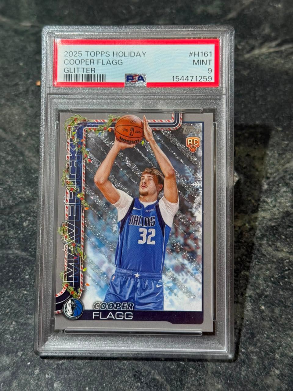 Cooper Flagg 2025 Topps Holiday Glitter Rookie Card
