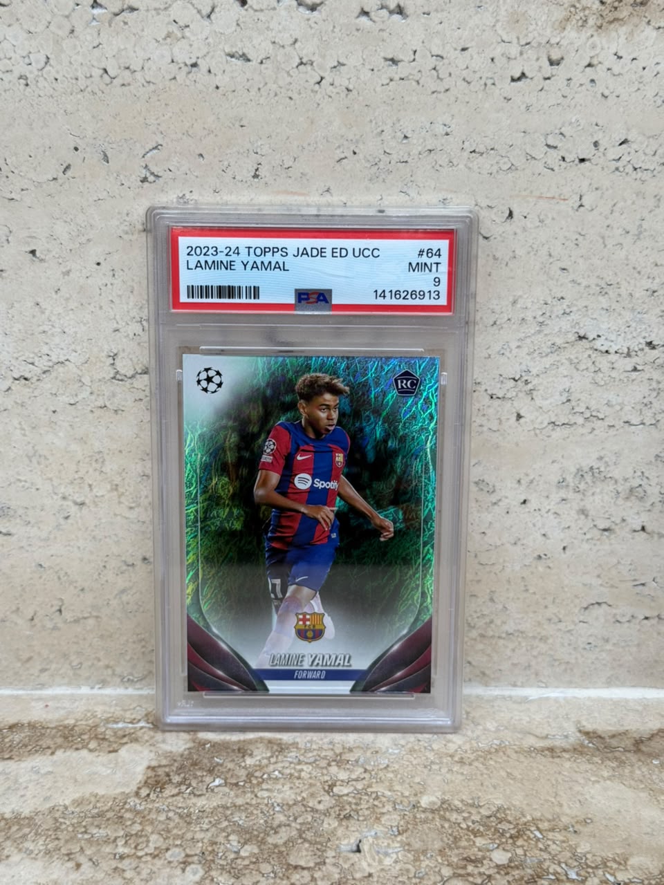 Lamine Yamal 2023-24 Topps Jade Edition UCC Rookie Card