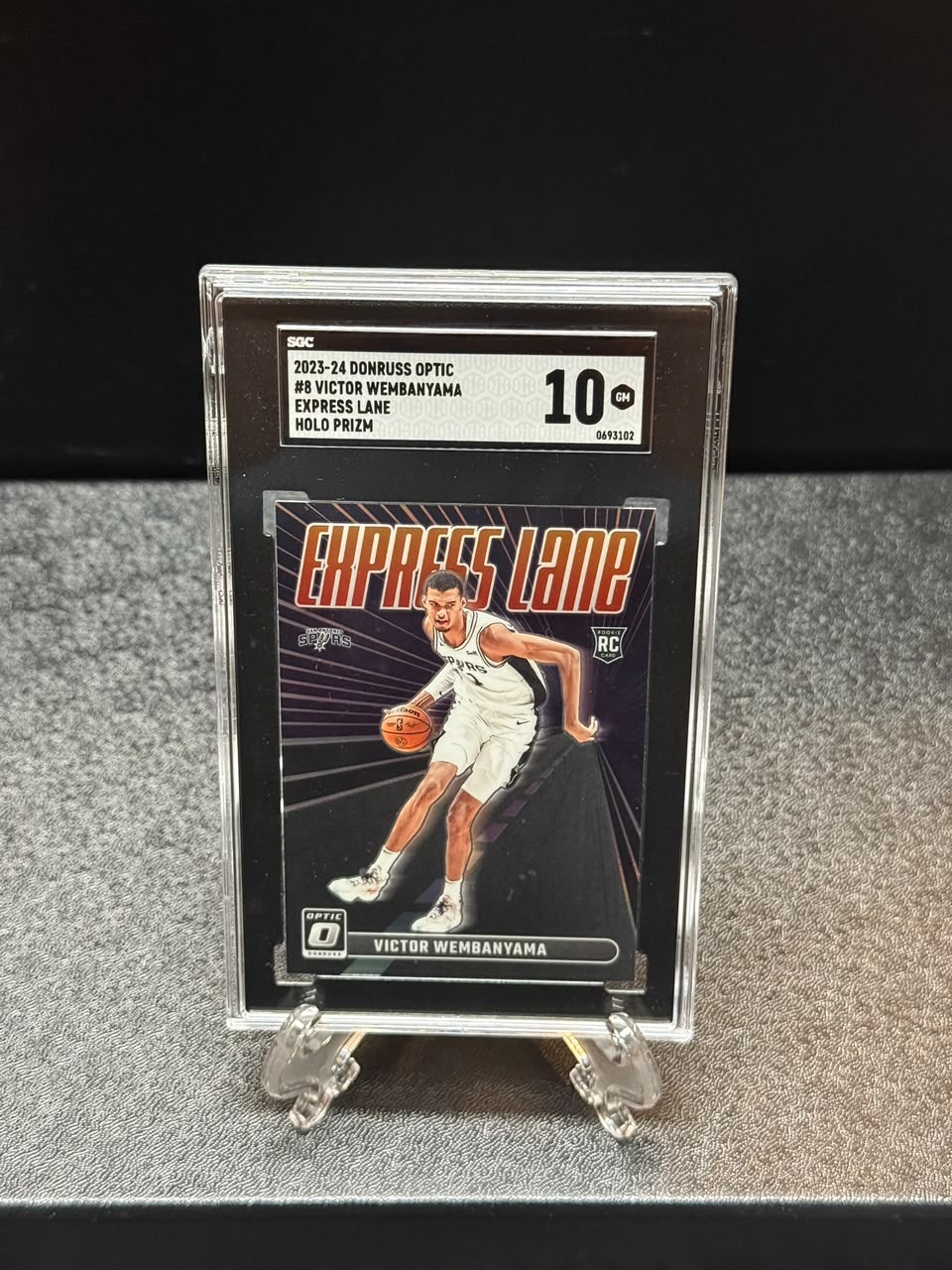 Victor Wembanyama 2023-24 Donruss Optic Express Lane Rookie Card