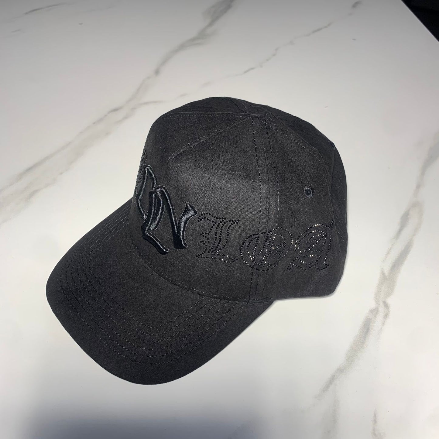 GORRA CAPCULTURE CLN DIAMONDS BLACK IN BLACK