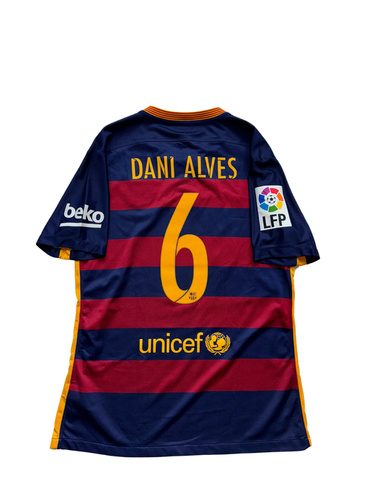 Jersey de Dani Alves - FC Barcelona - Versión Utilería - Temporada 2015/2016 (La Liga, con Parche de Campeón del Mundial de Clubes)