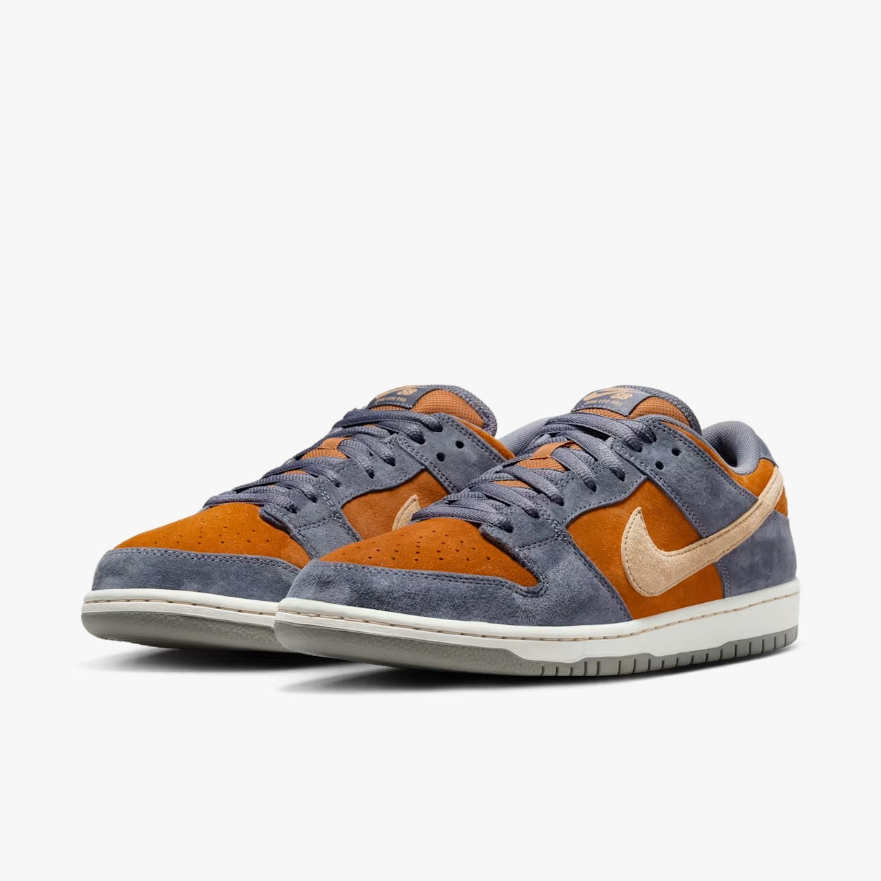 SB Dunk Low Pro Light Carbon and Monarch
