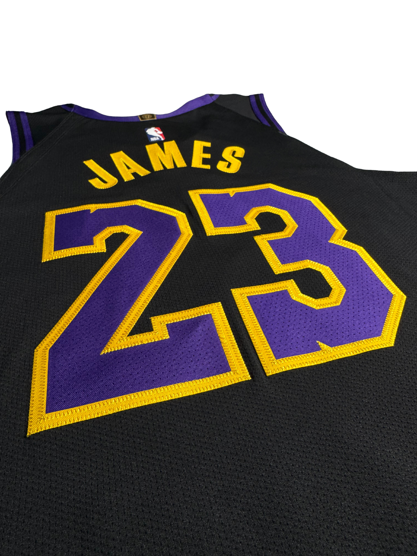 Jersey de LeBron James - Los Angeles Lakers - Versión City Connect