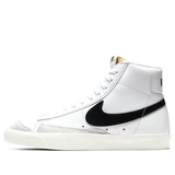 Blazer Mid 77 Vintage White Black seminuevo