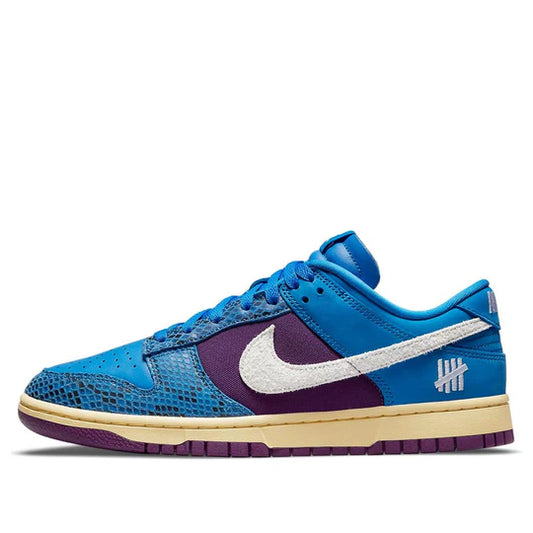 Dunk Low Undefeated 5 On It Dunk vs. AF1